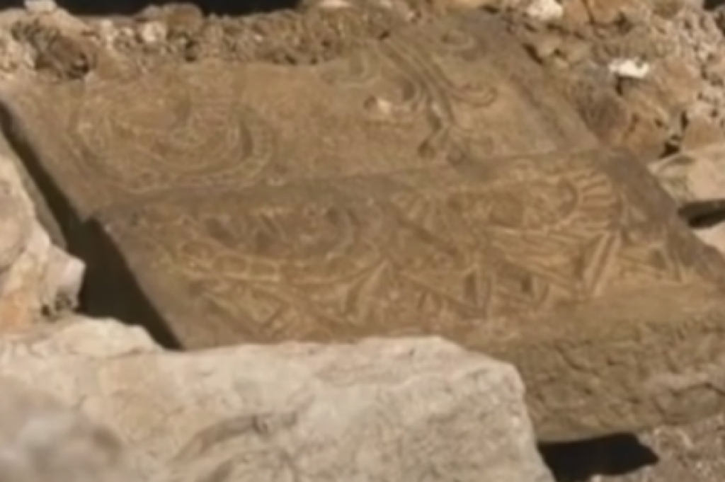Veliko arheološko otkriće kod Ravnog: Pronađena reljefna ploča iz 9. stoljeća
