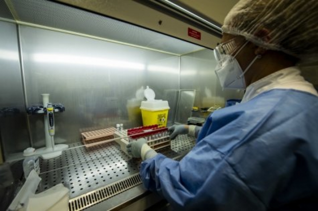 Znanstvenici otkrili da je koronavirus mutirao, Europom se sada širi novi soj