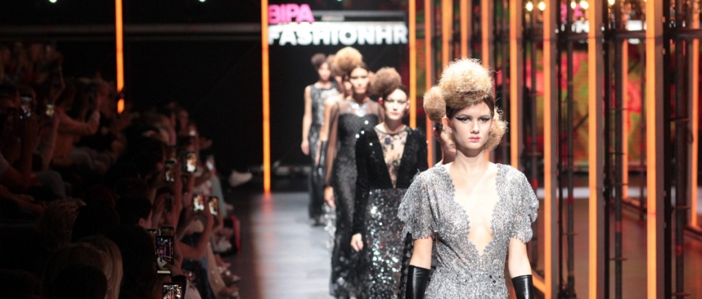 Ljubušak Ivica Skoko oduševio novom dramatičnom kolekcijom haljina [foto&amp;video]