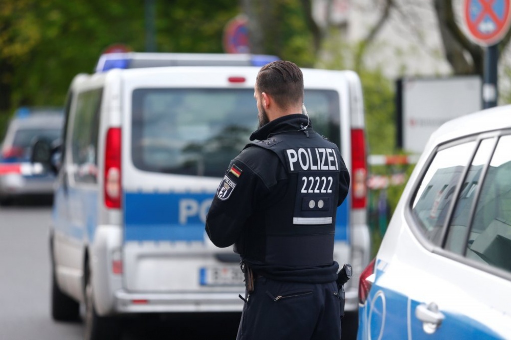 Pijani Hrvat u Njemačkoj šakom udario policajca