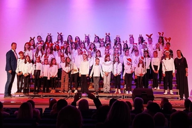 Dječji zbor „Radost“ održao adventsko-božićni koncert [FOTO&amp;VIDEO]