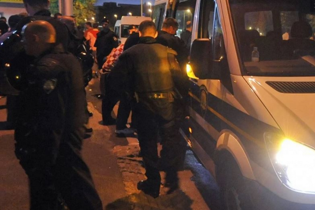 Policija u Hercegovini spriječila sukob navijača Dinama i Širokog Brijega