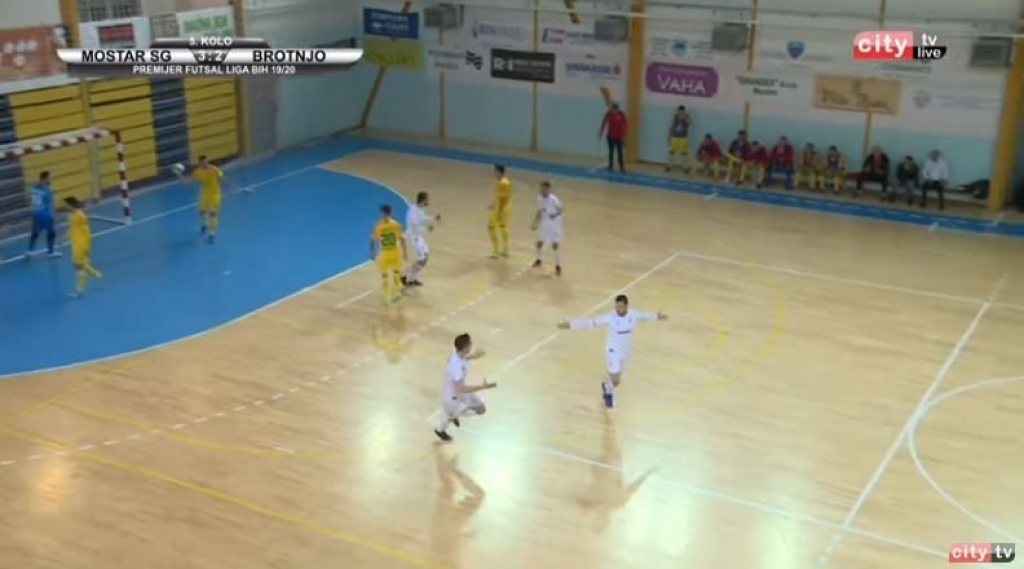 Izvrstan pogodak Ljubušaka Tomislava Bošnjaka u futsal derbiju u Mostaru [video]