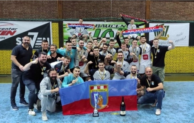 Markotić i Kvesić čestitali Skautima naslov prvaka