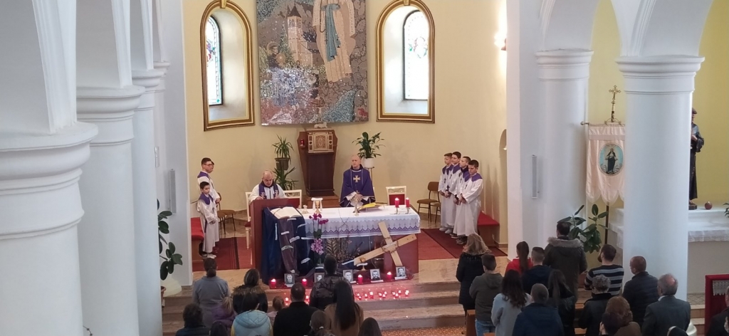 U župi Vitina proslavljena sv. misa zadušnica za pokojne fratre i puk