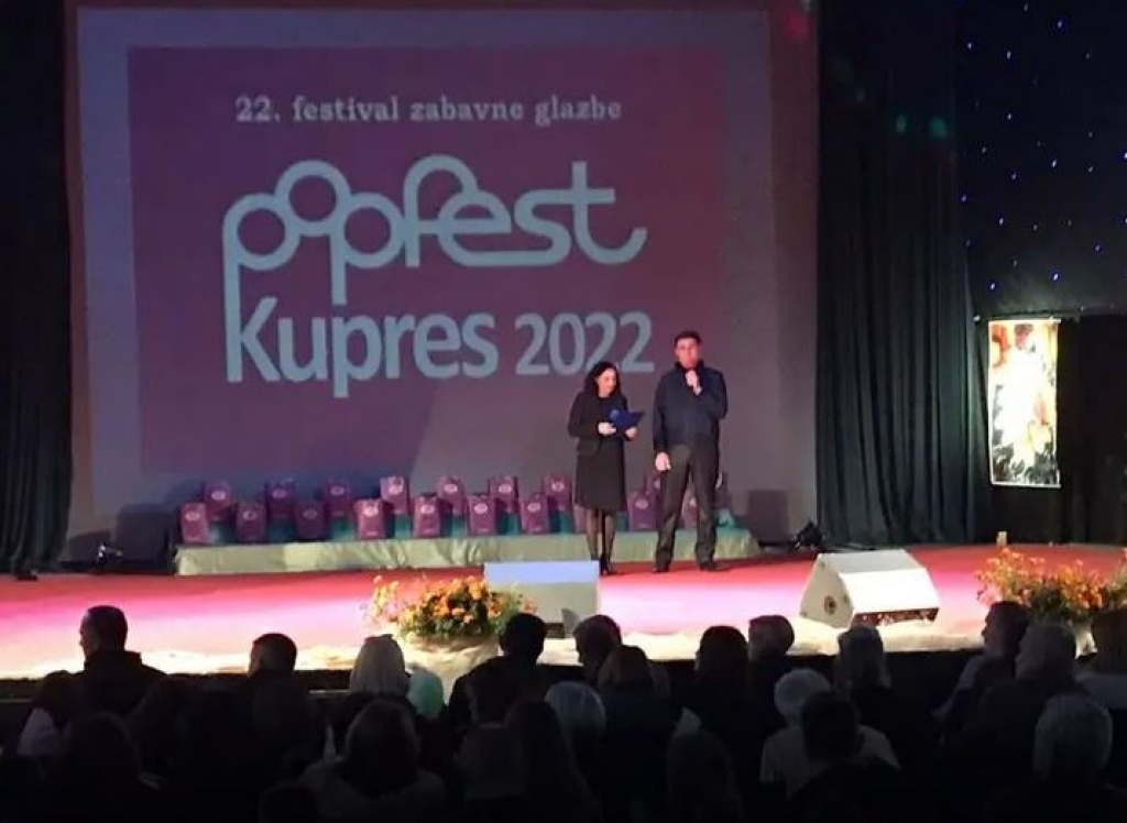 Pobjednica &quot;Popfesta 2022.&quot; Paola Španić iz Zagreba!
