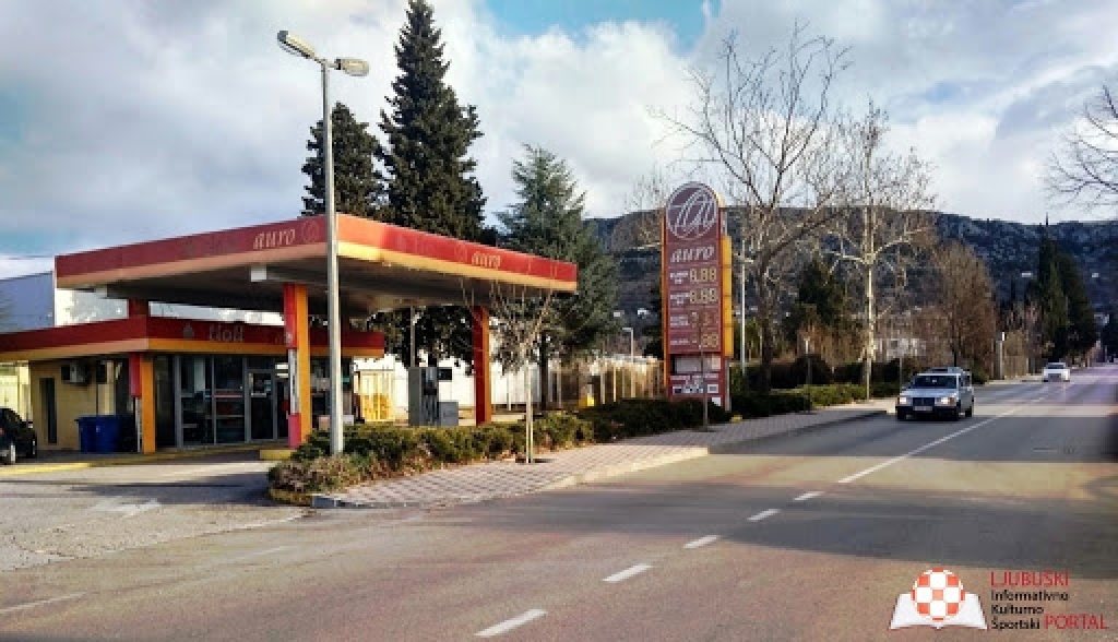 Pad cijena goriva u Federaciji Bosne i Hercegovine