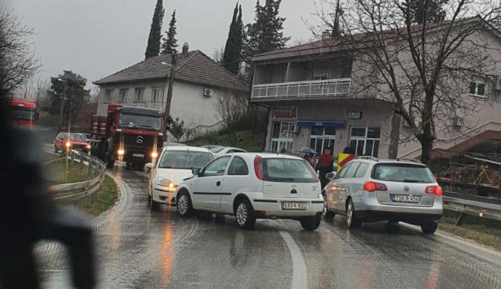 Prometna nezgoda na magistralnoj cesti M6 Grude – Ljubuški