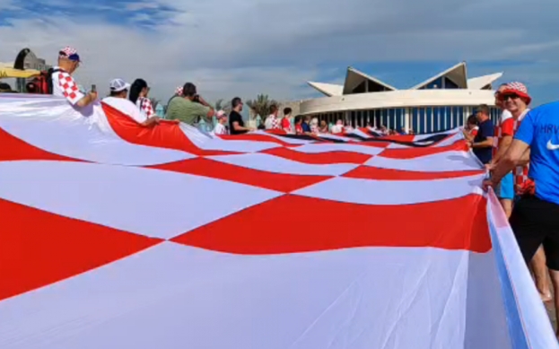 Pobjednički ritual nastavljen, FIFA odobrila, zastava dolazi i na stadion!