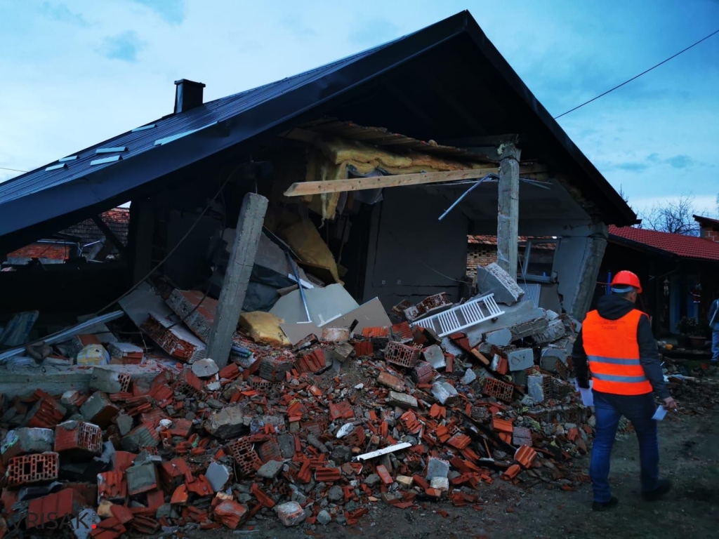 Ispovijest Ljubušaka koji je s prijateljima otišao volontirati na područja pogođena potresom