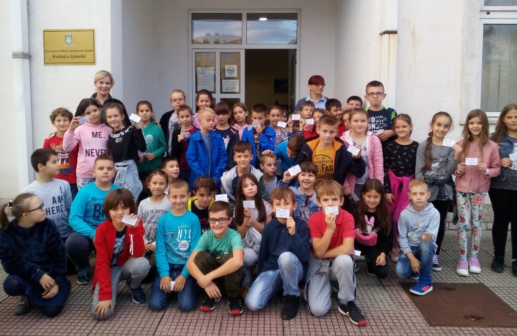 Učenici 3. c i 3. d OŠ Marka Marulića posjetili Knjižnicu Ljubuški