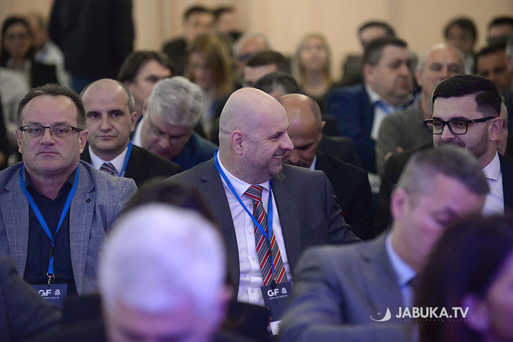 3.-Gospodarski-forum-ZZH-SB-8.jpg