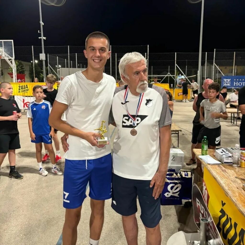 futsal_11.jpg