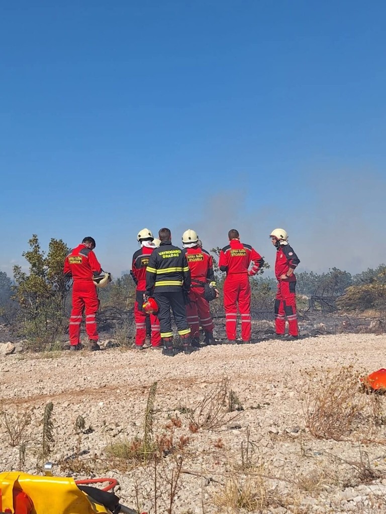 vatrogasci_10.jpg
