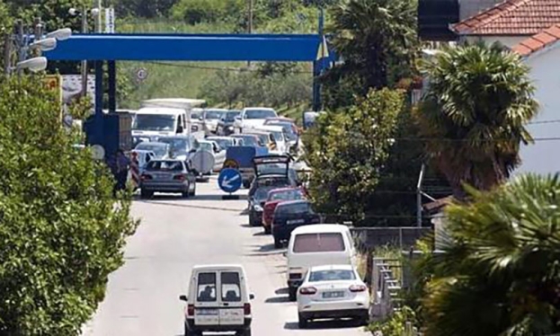 Zbog velikih gužvi mještani žele blokirati granični prijelaz između BiH i Hrvatske