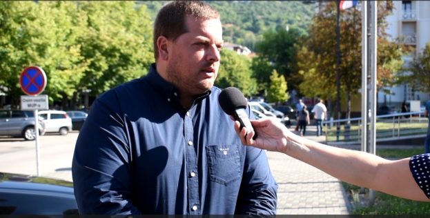 Grad Ljubuški za 1850 učenika, osnovnoškolaca osigurao besplatne bilježnice i školski pribor