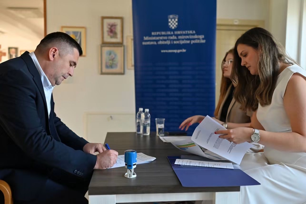 Struktura Crvenoga križa u ŽZH i Centar za socijalni rad Ljubuški osigurali 255.000 eura za projekte socijalne skrbi