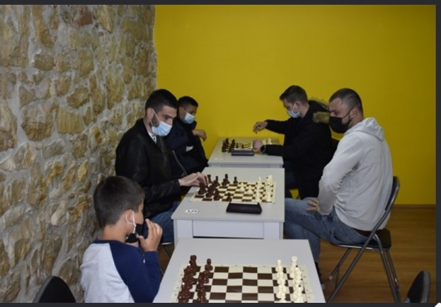 Dragan Burić osvojio Uskrsni šahovski turnir u Ljubuškom