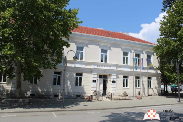 Zaključak o stavljanju nacrta Odluke o Proračunu Grada Ljubuškog za 2023. godinu na javnu raspravu