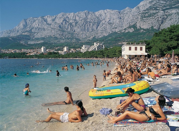 Odmor na Jadranu sve nedostižniji, obitelji za tjedan potrebne tri plaće