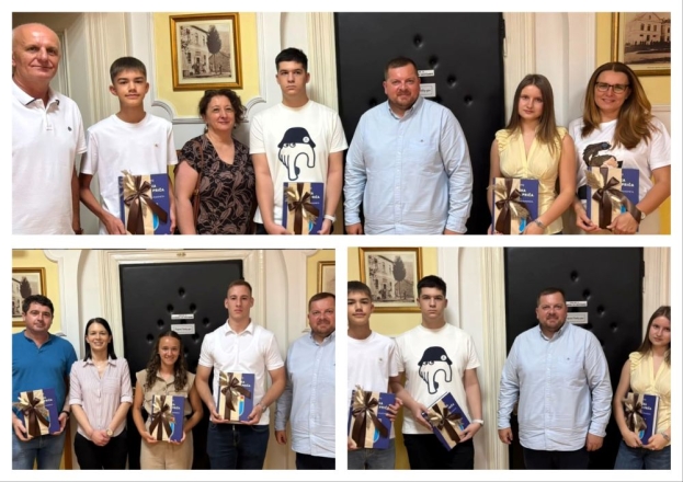 Grad Ljubuški nagradio najbolje učenike osnovnih i srednjih škola