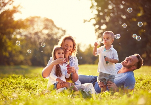 Osnovati fond za planiranje obitelji i uvesti roditeljski dopust očevima