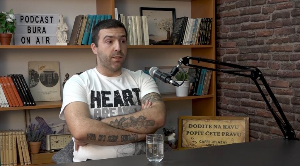 Daniel Rezo: Proglašen sam nacionalističkim aktivistom jer sam nosio majicu HVO-a [video]