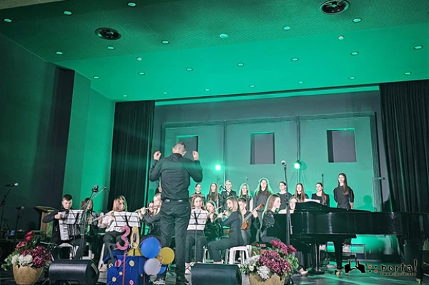 Glazbena škola Ljubuški priredila završni koncert [FOTO]