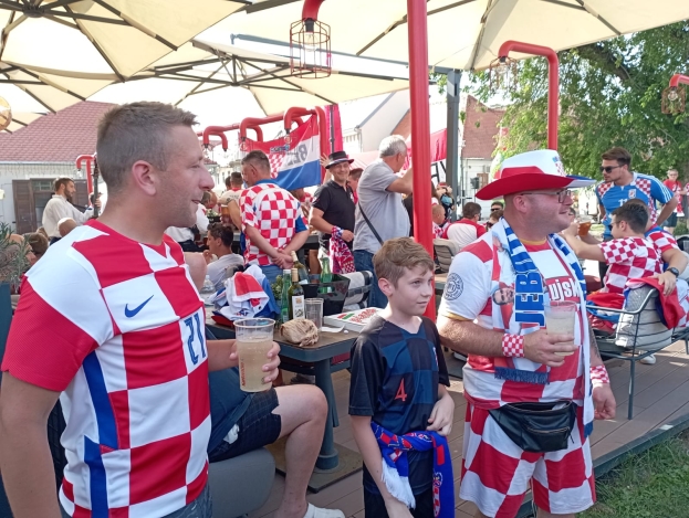 Udruga navijača “Mi Hrvati” razveselila djecu s poteškoćama u razvoju iz Vukovara