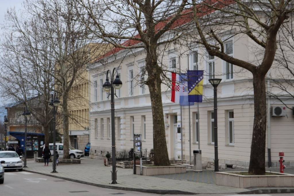 Javni poziv za dodjelu novčanih potpora za uzgajivače goveda s područja grada Ljubuškog