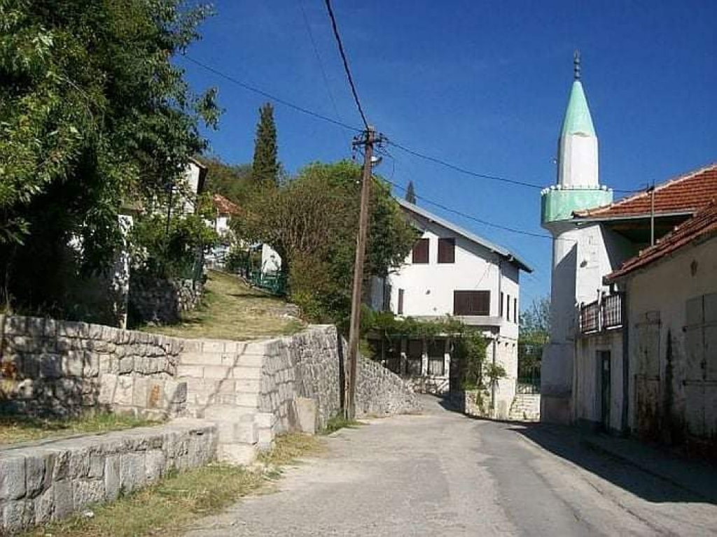 Priča o maloj džamiji u centru Ljubuškog