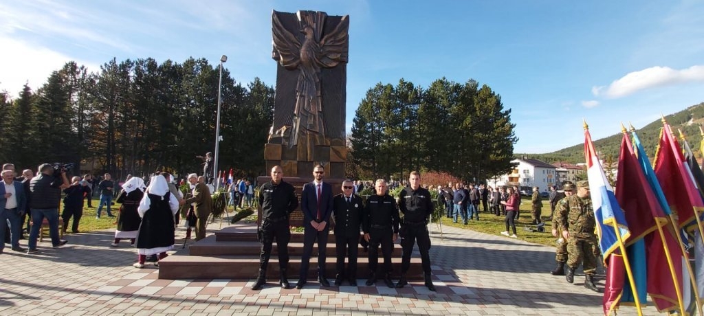 Izaslanstvo MUP-a ŽZH odalo počast žrtvama Kupreške visoravni