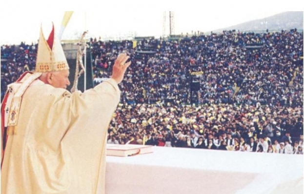 Sv. Ivan Pavao II. je 30. travnja 1979. u bazilici sv. Petra predslavio Misu na hrvatskom jeziku