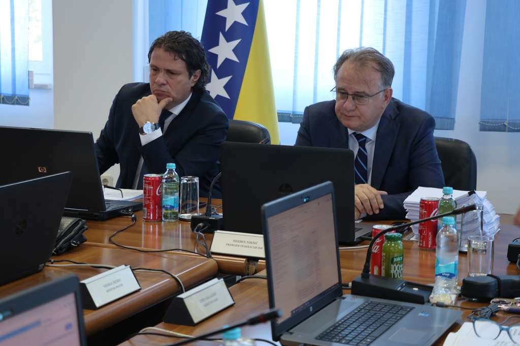 Federacija BiH uspješno plasirala svoje prve euroobveznice – snažan interes investitora i pozitivan start na Londonskoj burzi