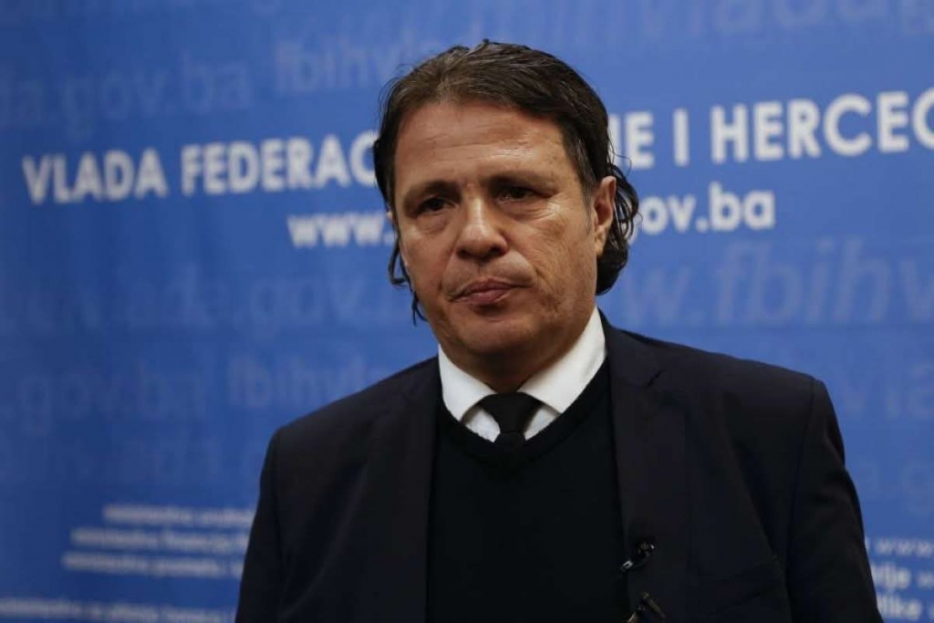 Federacija BiH u devet mjeseci otplatila čak 932,6 milijuna KM duga