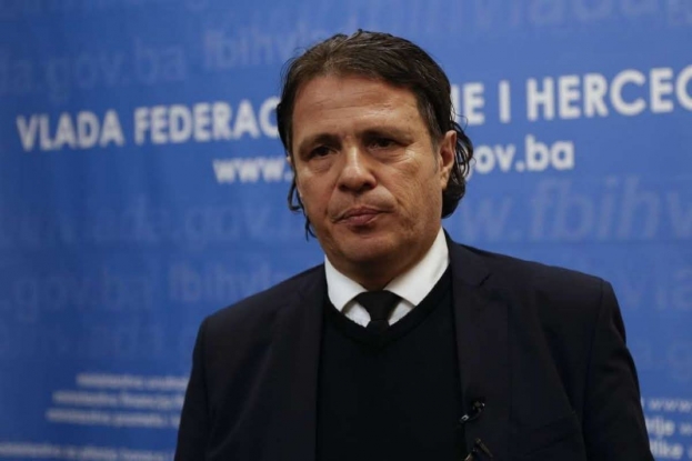 Federacija BiH u devet mjeseci otplatila čak 932,6 milijuna KM duga