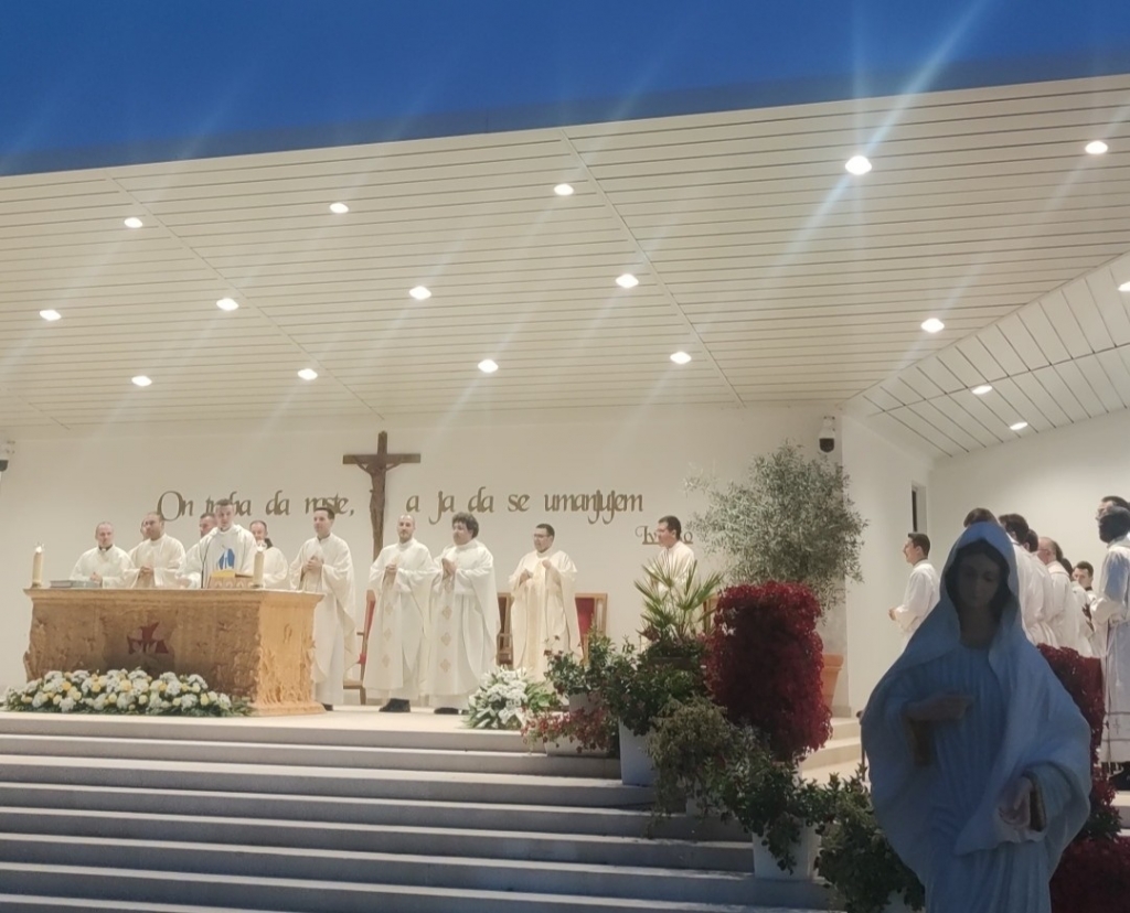 Župa Humac proslavila novo svećeničko zvanje