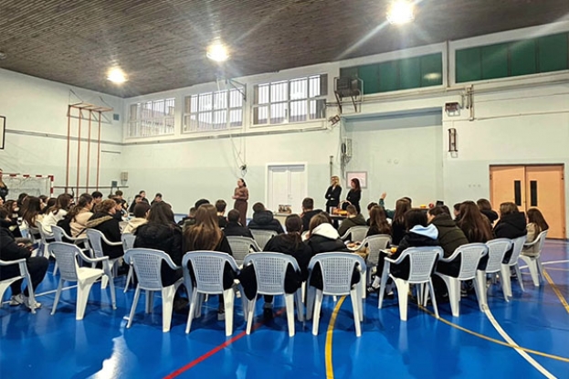 Misli i živi zdravo &ndash; planinari! Tribina HPD-a Vrlosinj za učenike u Ljubu&scaron;kom