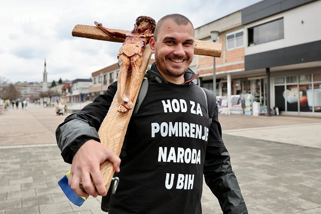 Josip Jelinić o cilju svog hodočašća: &quot;Želim da rane oprosta Bošnjaka, Srba i Hrvata budu iscijeljene&quot; [FOTO &amp; VIDEO]