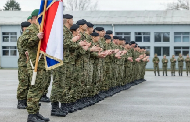 Od iduće godine Hrvatska uvodi vojni rok