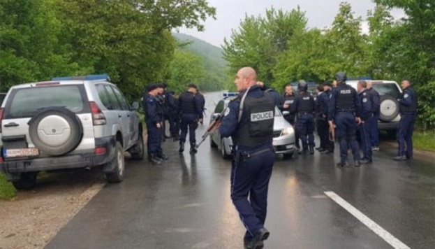 Kosovo: Pripadnici ROSU-a uhitili 13 Srba, dvoje ranjenih; Vučić naredio borbenu pripravnost