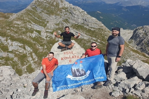 Ljubušaci na najvišem planinskom vrhu Crne Gore [foto&video]