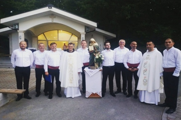 Klapa Benedictus nastupila u župi sv. Ane u Ljutom Docu [foto]