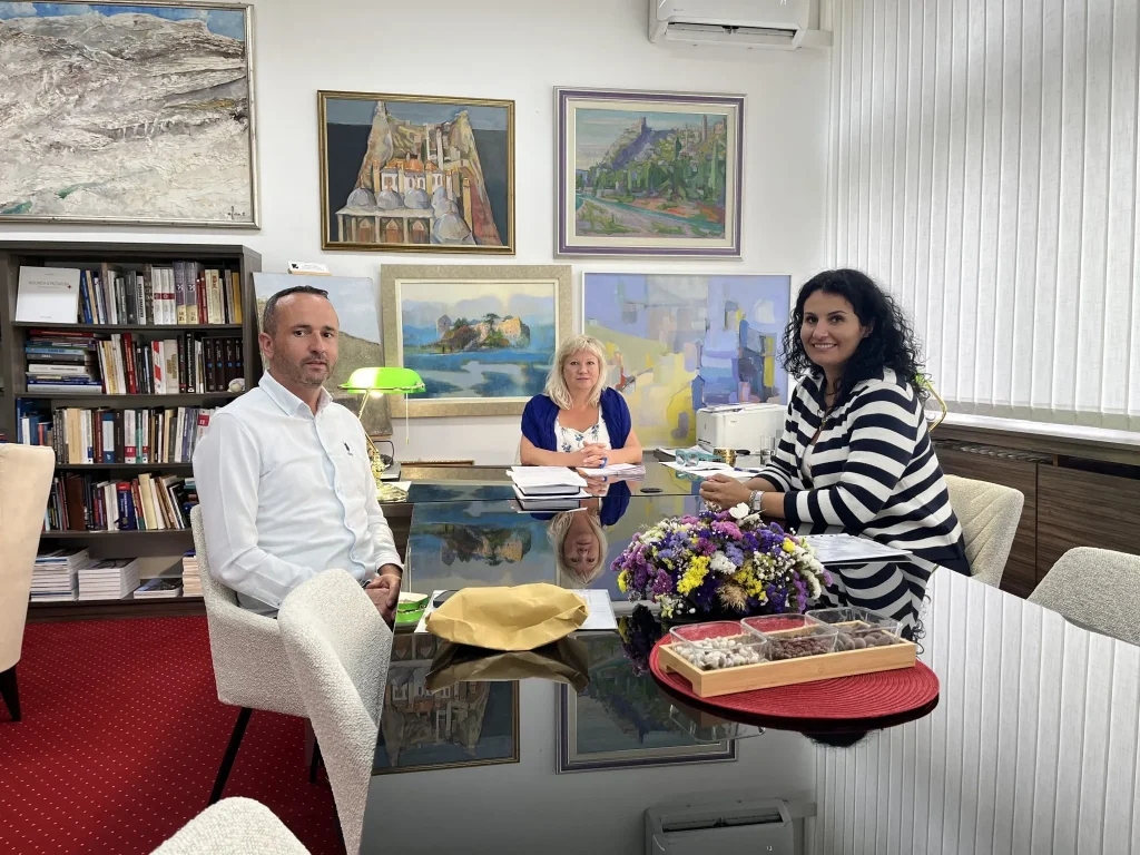 U Federalnom ministarstvu kulture i športa upriličeno svečano potpisivanje ugovora za projekt „Rekonstrukcija Gradske športske dvorane“