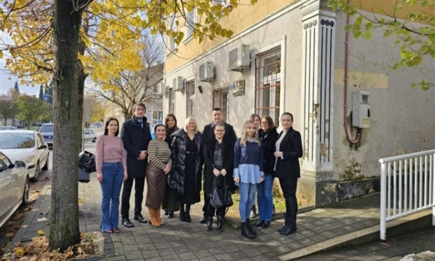 Ministar zdravstva, rada i socijalne skrbi Tomislav Pejić posjetio Crveni križ ŽZH i Centar za socijalni rad Ljubuški