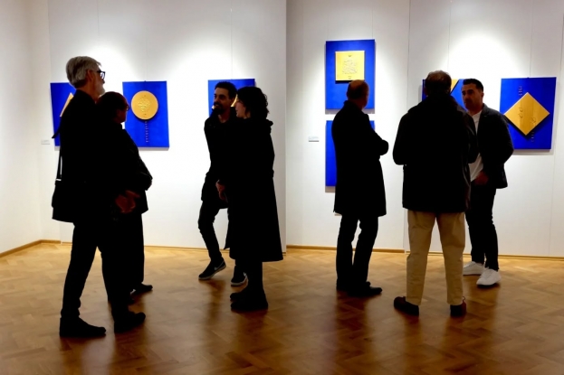 Gradska galerija Ljubuški: Otvorena izložba ”Kontemplacije” akademske kiparice Vesne Vuge Sušac [FOTO]