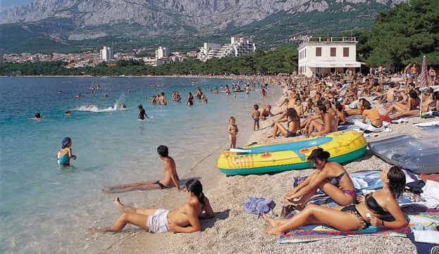 Čuvajte se ako idete na more u Makarsku: Uvedene ‘paprene’ kazne za turiste