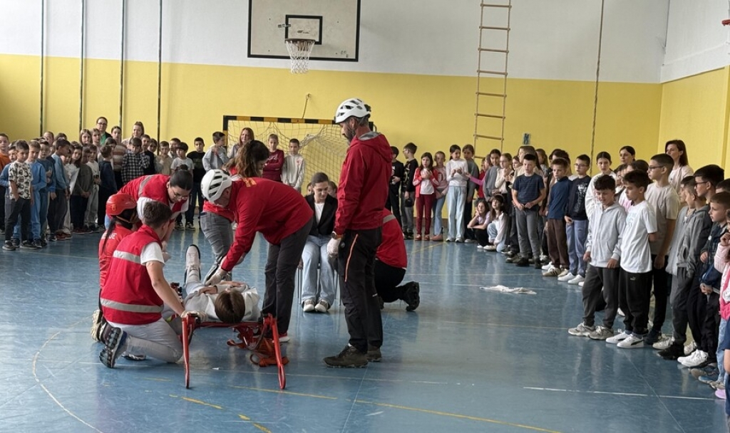 U O&Scaron; Ivane Brlić Mažuranić - Gračine održana edukacija iz područja za&scaron;tite i spa&scaron;avanja za učenike i zaposlenike
