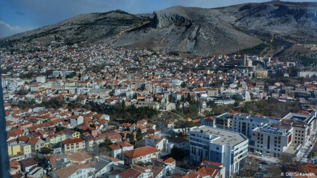 Paralizom vlasti u Mostaru procvjetala divlja gradnja i ne zaustavlja se