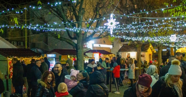 Advent u Ljubuškom 2025. - Javni poziv za zakup kućica
